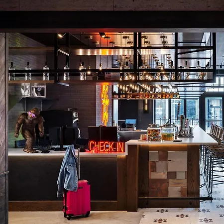 Hotel Moxy Springfield Downtown